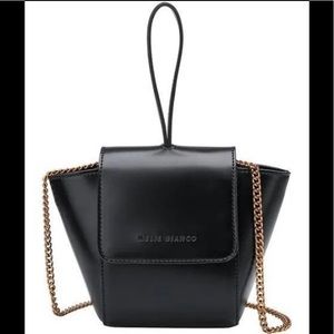 NWT Melie Bianco Adele Crossbody Bag With Golen Chainlink Strap In Black